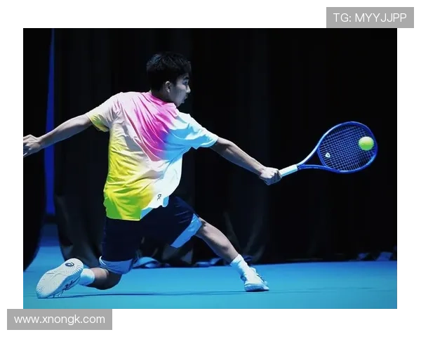 国际网坛焦点战火再燃新星崛起引领全球赛季激烈对决持续升温态势